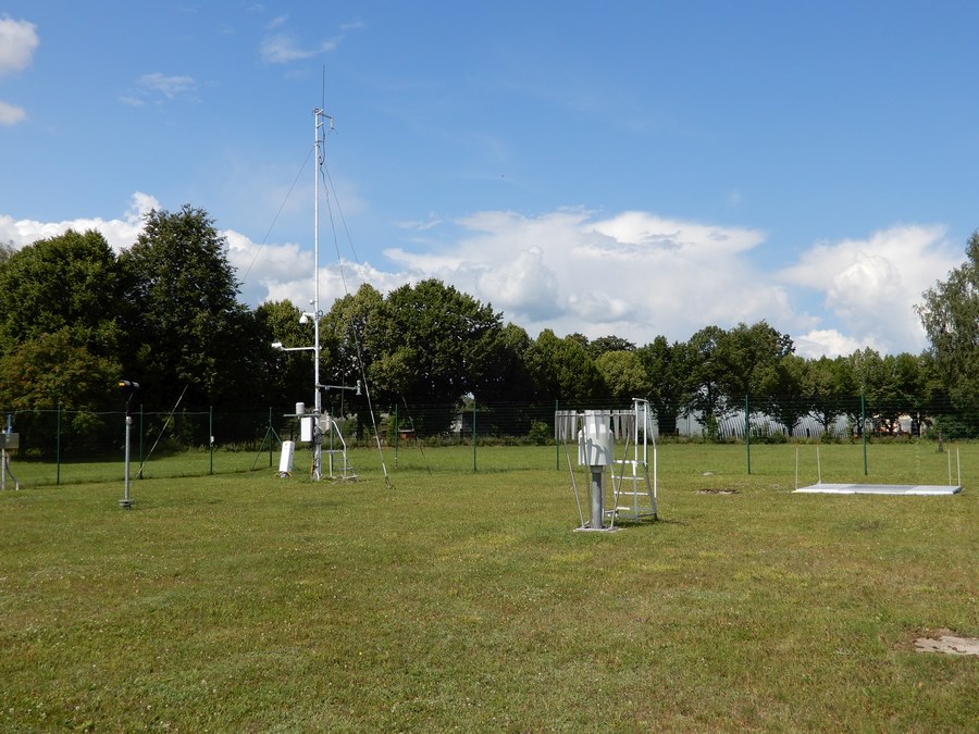 Üpris laialdase piirkonna kliima iseärasusi esindab vaid Türi meteoroloogiajaam (asutatud 1925. aastal).